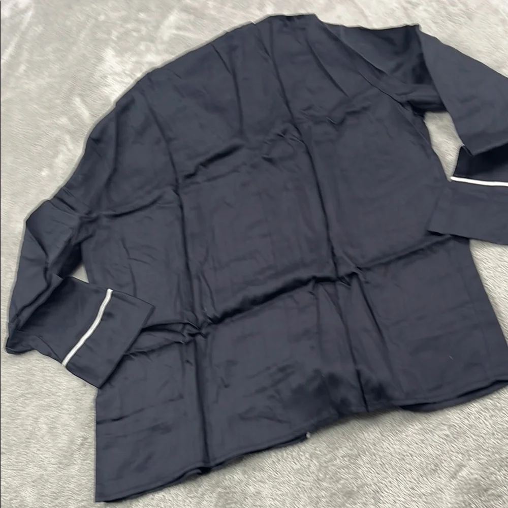 NEW‎ Ettitude S Onyx Black Pajama Long Sleeve Shirt Top with White Trim
